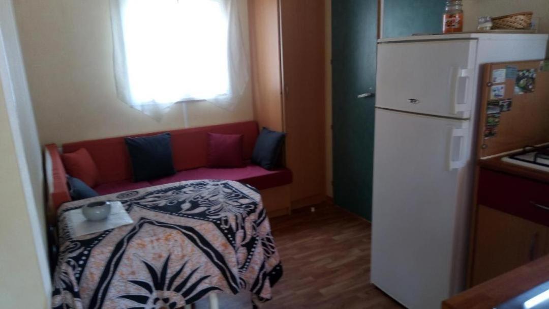 Mobilhome 4/5 P /Gorges Du Verdon / Tout Equipe / / Tout Confort / Refait A Neuf / Lac De Ste Croix A Proximite Sainte-Croix-du-Verdon Exterior foto